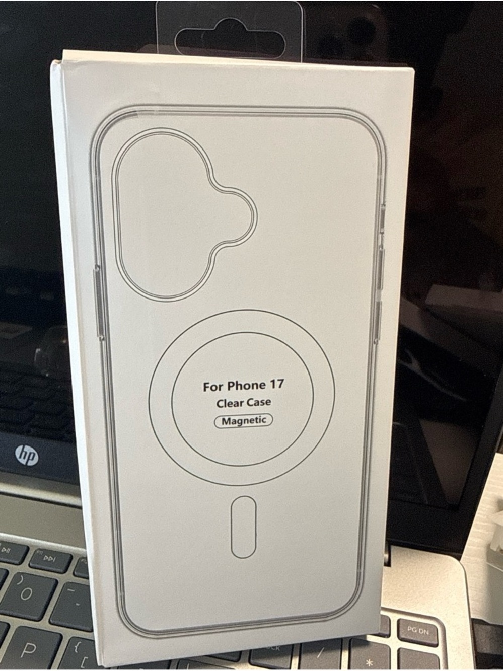 Apple Clear Magnetic Phone Case for Phone 17 - Transparent